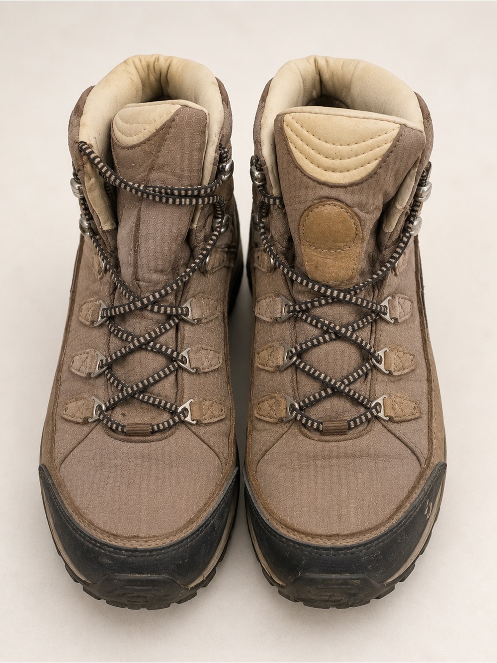 Women's Oboz Hiking Boots - 8